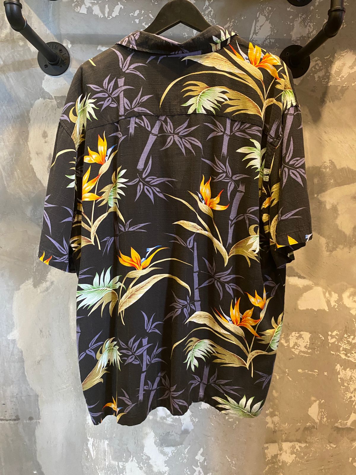 Hawaiian button up top BAMBOO FABRIC