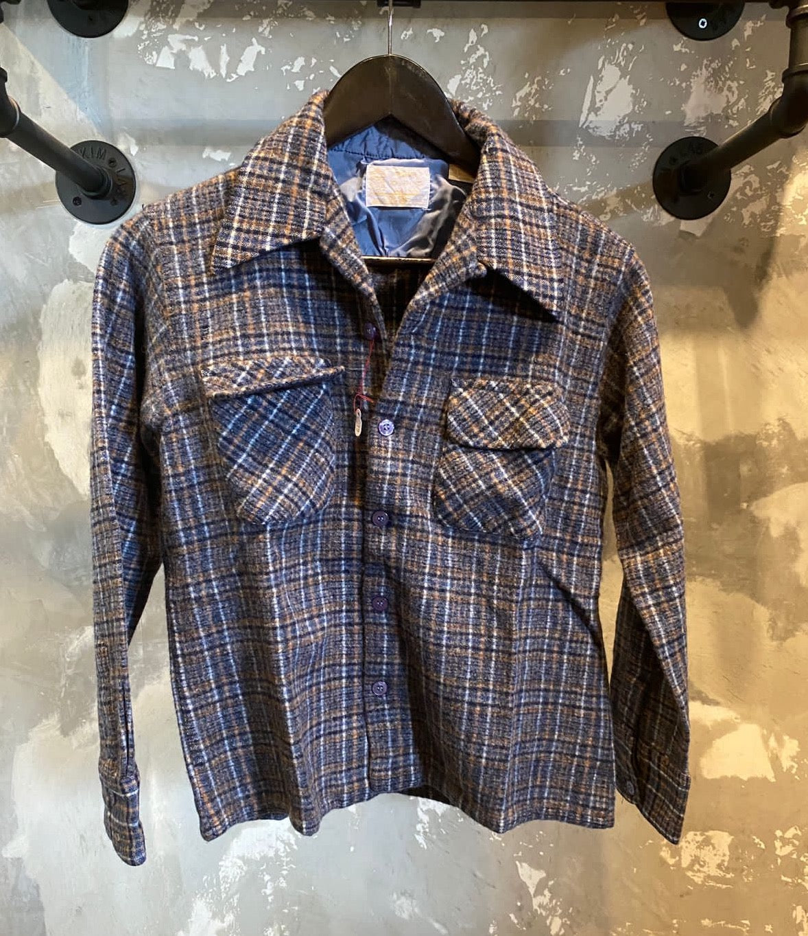 Button up Wool Pentleton