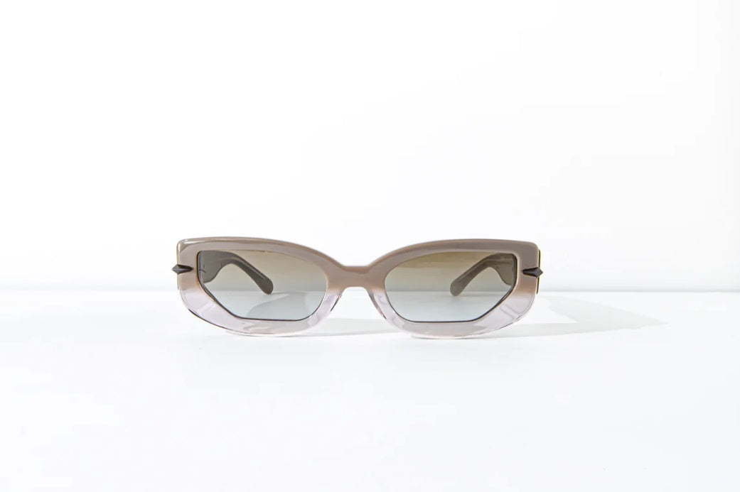 Spilt Milk Designer White Eleos