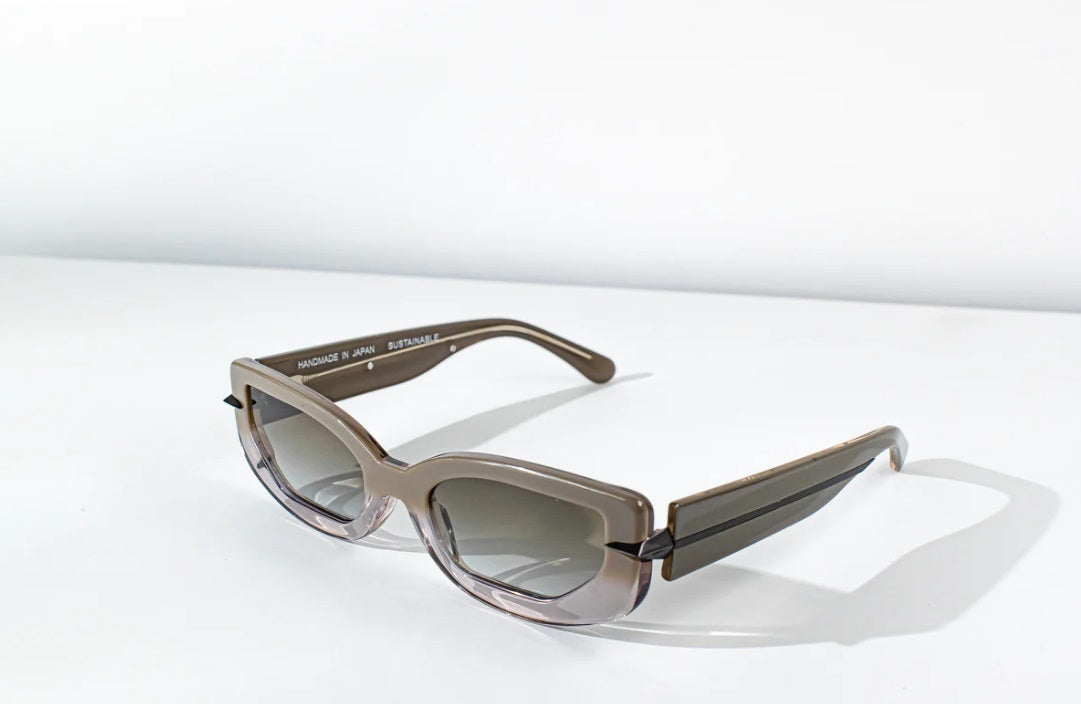 Spilt Milk Designer White Eleos