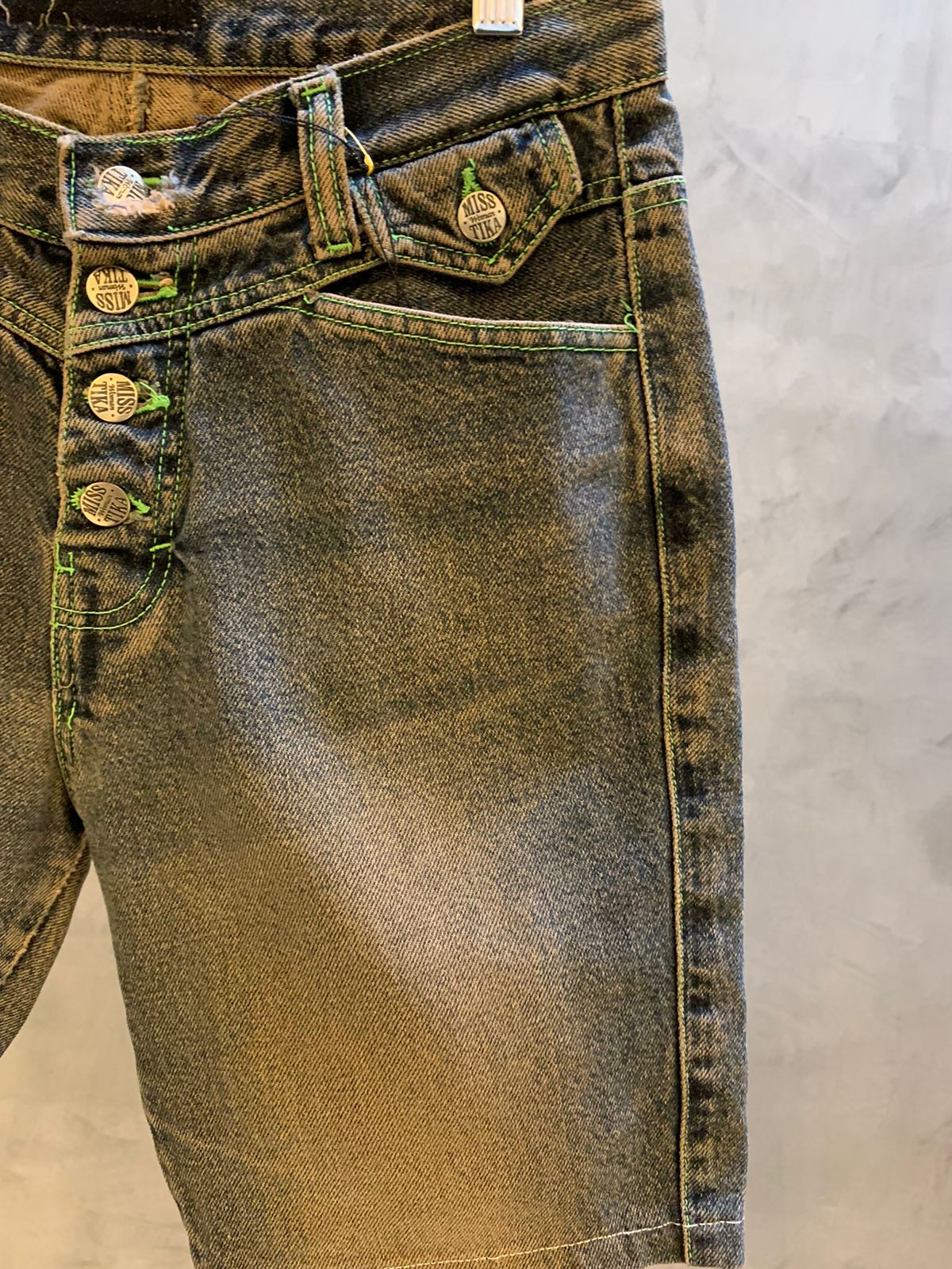 Long shorts dening 90s